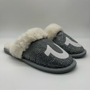 True Religion Gray Faux Fur Slippers Shiny Rhinestone Logo Women’s 9.5-10.5 New
